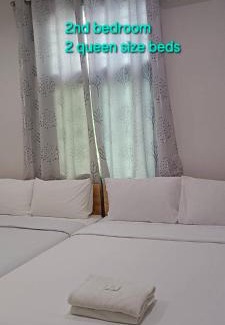Noen Phra House | Family-Friendly Sealife Private Beach Villa with Pets Welcome