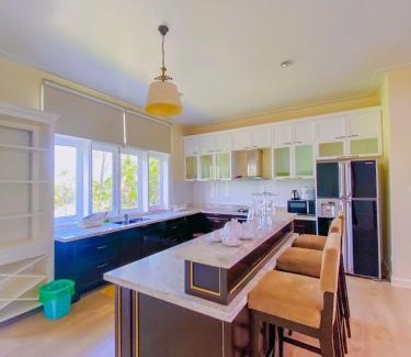 Phu Hai Beach Villa | Beachfront Retreat at Sealinks Villa with Pool & Hot Tub
