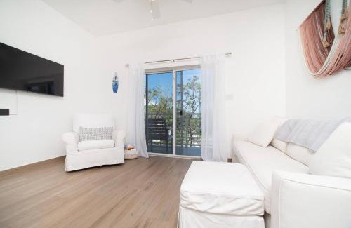 Grand Cayman Apartment | Seamist 308 Views Of North Sound