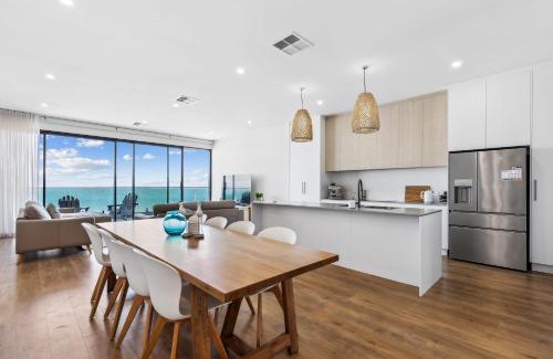 Hayborough House | Modern Seamist On Seagull: Family-Friendly Retreat