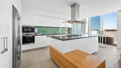 Mandurah Apartment | Seapoint 102: Family-Friendly Retreat with Pool & Hot Tub