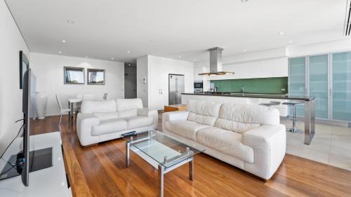 Mandurah Apartment | Seapoint 102: Family-Friendly Retreat with Pool & Hot Tub