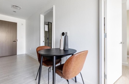 Seaport District Apartment | Seaport 1BR w Gym Pool WD Doorman BOS-283
