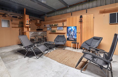Akaroa House | SeaRenity is what you'll find here.
