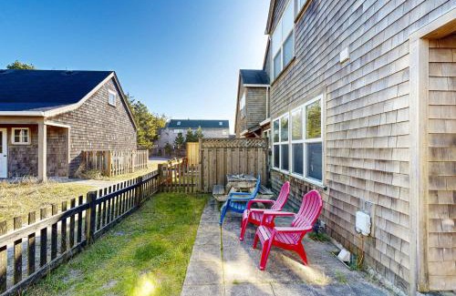 Shorepine Village House | Seas the Day in Shorepine