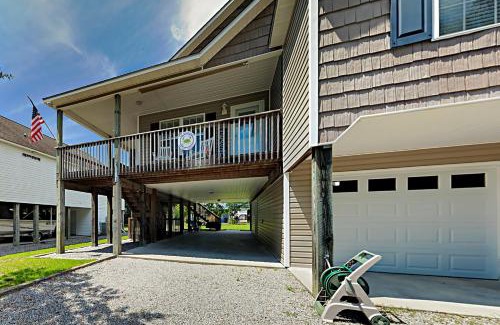 Tranquil Harbour House | Experience Seas the Day: Family-Friendly Getaway, 4 Stars
