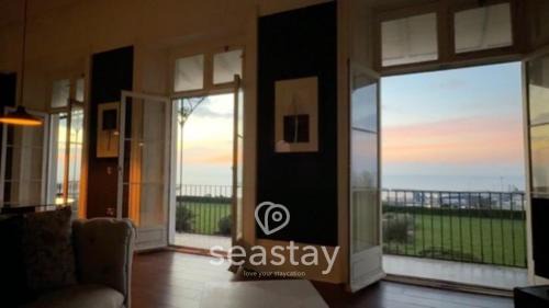 Ramsgate Apartment | Seas The View - Period 1 Bedroom & Balcony