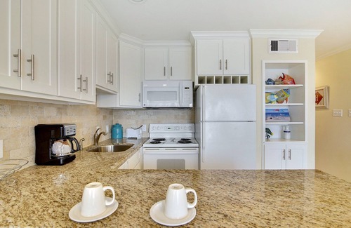 Galveston Condo | Oceanfront Retreat: Seascape 1104 Condo with Pool & Spa