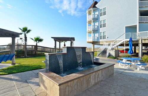 Galveston Condo | Oceanfront Retreat: Seascape 1104 Condo with Pool & Spa