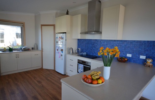 Boat Harbour Beach Apartment | Beachfront Seascape Beach House: Pet-Friendly Getaway