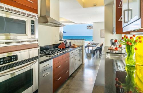 Mussel Shoals Villa | Seascape by Paradise Retreats