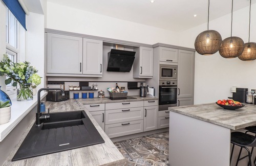 Cummertrees Cottage | Family-Friendly Seascape Cottage with Ocean Views in Annan
