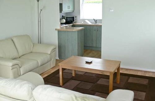 Kessingland House | Seascape: Pet-Friendly Retreat with 9/10 Guest Ratings