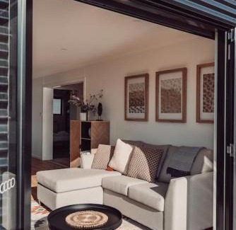 Alonnah House | Family-Friendly Retreat at Seascape on Bruny in Alonnah
