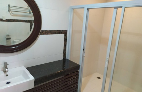 Bauan Hotel | Relax at Seascape Resort: Pool, Spa, and Ocean Views