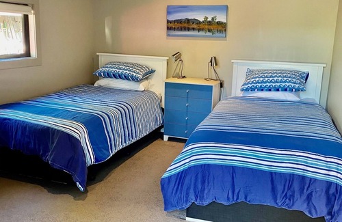 Anakiwa House | Seascape - Breathtaking Ocean Views and Family-Friendly Stay