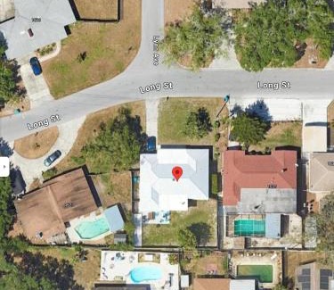 Clearwater House | Pet-Friendly Seashell House: 4-Star Retreat with Great Reviews