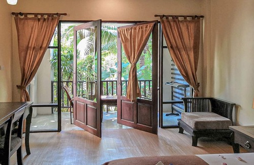Koh Tao Hotel | Relaxing Getaway at Seashell Resort Koh Tao with Pool & Breakfast