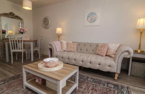 Westleigh House | Seashell Sands: A Relaxing 4-Star Coastal Retreat