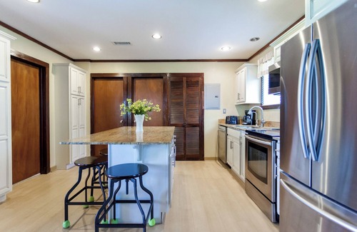 South Ponte Vedra Beach Cottage | Seashell: Oceanfront Retreat with Spa and Family Amenities