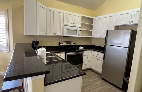 Port Aransas Hotel | Seashell Village Resort: Oceanfront Retreat with Kitchens