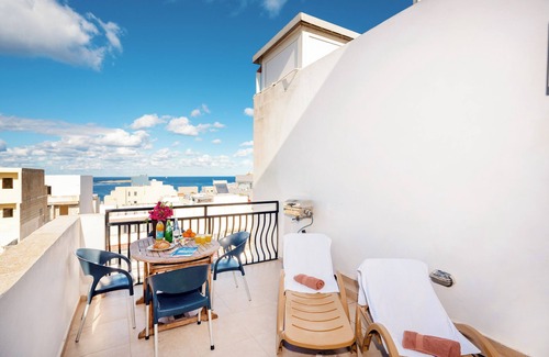 Bugibba Apartment | Seashells 2 Bedroom Apartment with Oceanfront Terrace