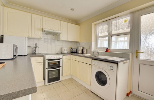 Walcott House | Seashells: One Bedroom Retreat with Kitchen and Breakfast