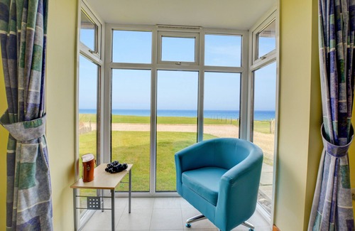 Walcott House | Seashells: One Bedroom Retreat with Kitchen and Breakfast