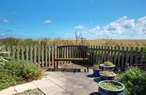 Walcott House | Seashells: One Bedroom Retreat with Kitchen and Breakfast
