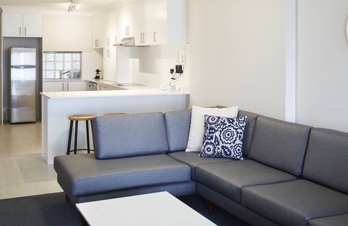 Scarborough Apartment | Seashells Scarborough: Oceanfront Haven with Pool & Breakfast