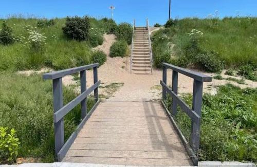 Mablethorpe and Sutton Ski Chalet | Seaside 3 bed dog friendly Caravan in Mablethorpe