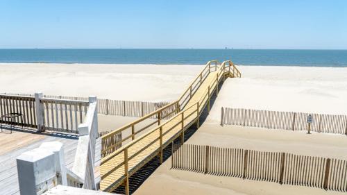 Audubon Place House | Oceanfront Comfort at SeaSide - 307 Audubon Place