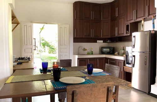 Midigama Villa | Charming Seaside Antique Look Villa: A Classic Family Escape