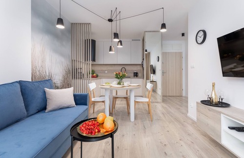 Kolobrzeg Apartment | Oceanfront Seaside Apartamenty - Perfect Family Getaway