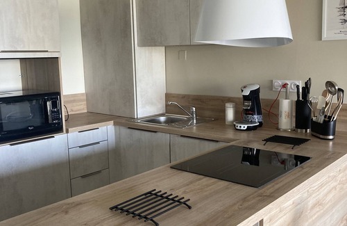 Palavas-les-Flots Apartment | Modern Seaside Apartment with Pool and Ocean View