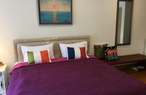 Cha-am Apartment | Oceanfront Seaside Apartment at Cha-Am - Rated 9.5/10