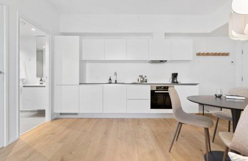 Aarhus C Apartment | Scenic Seaside Apartment with Enchanting Balcony Views