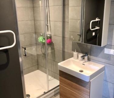 Engure Apartment | Oceanfront Albatross Apartment with Private Pool & Hot Tub