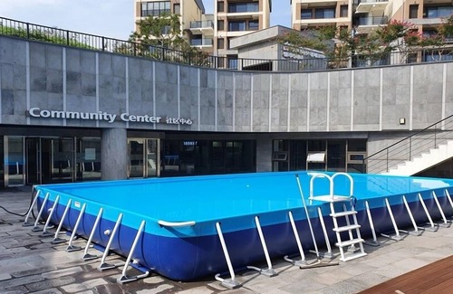 Jungmun Condo | Pet-Friendly Seaside Arden with Ocean View & Pool Access