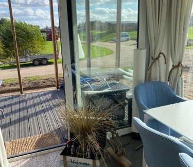 Suesel Ski Chalet | Cozy Seaside Beach House Chalet - Perfect for Families & Pets