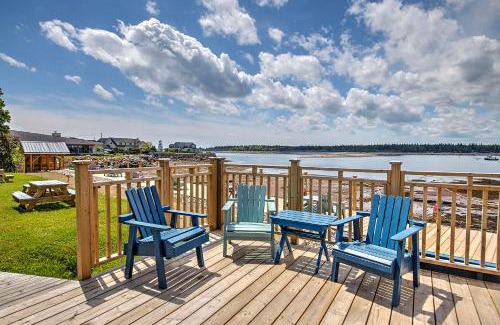 St. Andrews House | Oceanfront Seaside Beach Resort with Private Beach Access