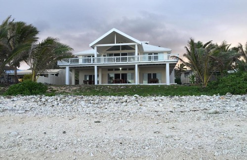 Matavera House | Oceanview Beachfront Villas in Rarotonga – Rated 8.9/10