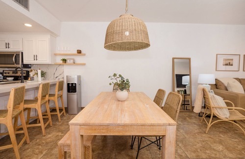 Sandy Beach Condo | Cozy Seaside Bungalow B101 with Pool and Ocean View