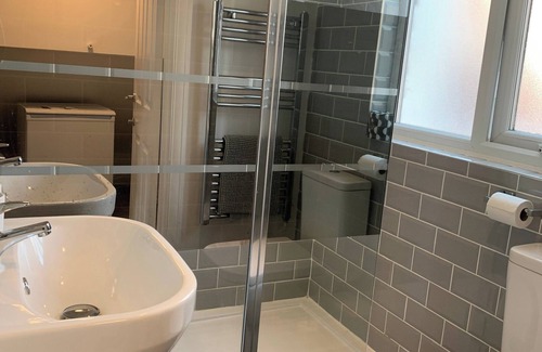 Leigh-on-Sea Apartment | Seaside Chic Loft Apartment in Leigh-on-Sea
