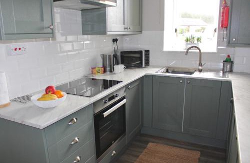Llanddulas House | Family-Friendly Seaside Cottage at Bron-Y-Wendon Park