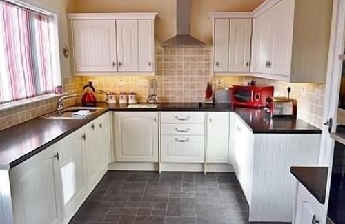 Campbeltown Cottage | Cozy Seaside Cottage with Ocean View in Southend Village