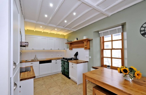 Banff House | Seaside Cottage in Sandend with Oceanfront Views