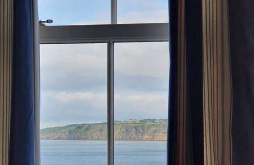 Scarborough Cottage | Cozy Seaside Cottage with Ocean Views & Pool Access