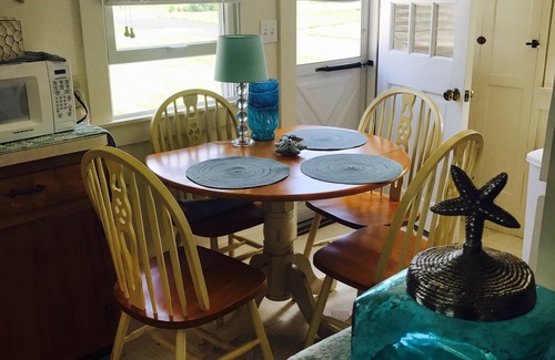 Wellfleet Cottage | Oceanfront Wellfleeter Cottage on Mayo Beach - Guest Rated 9.8