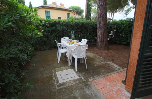 Giannella Apartment | Pet-Friendly Oceanfront Retreat at Belvilla by OYO Gioia